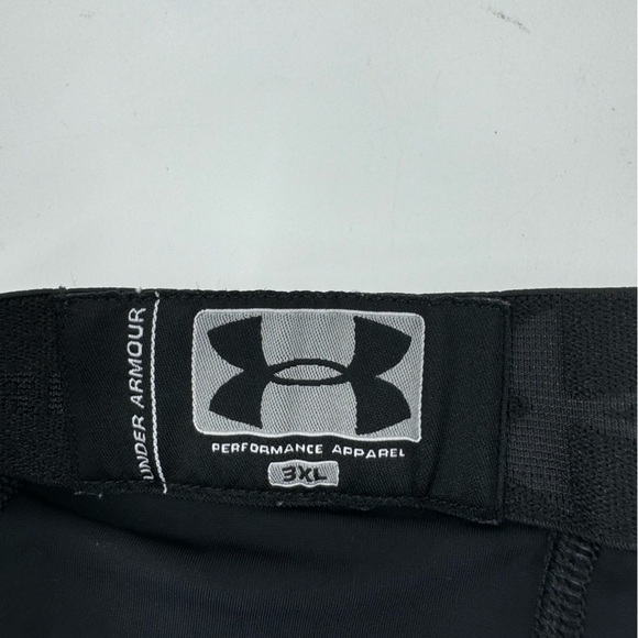 Under Armour Performance Compression Shorts - Picture 8 of 9